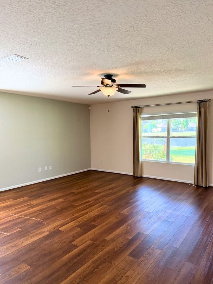 227 Brooklet Cir - Photo 7 of 36