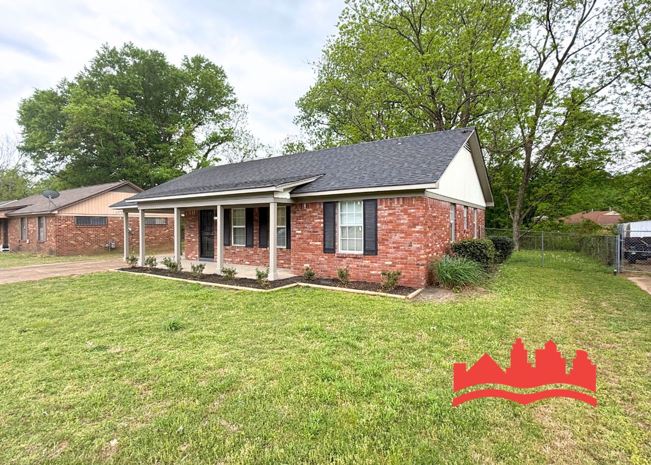 3521 Steele St - Photo 3 of 16