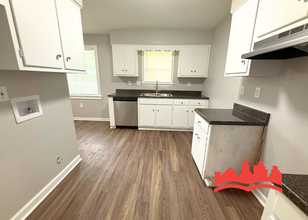 3521 Steele St - Photo 7 of 16