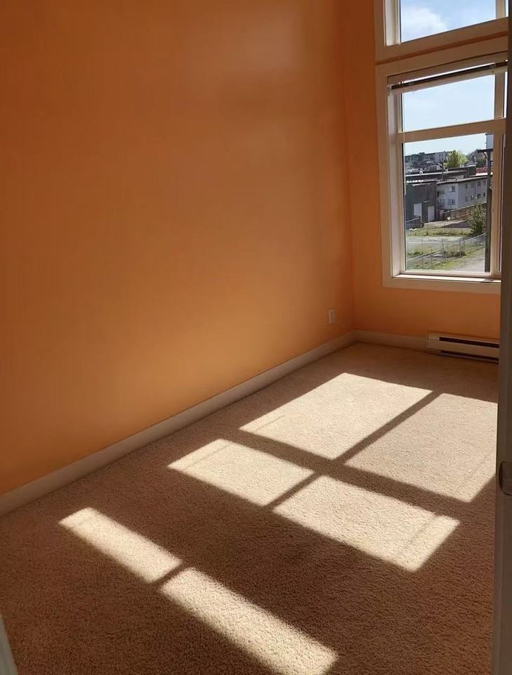 9422 Victor St - Photo 3 of 11