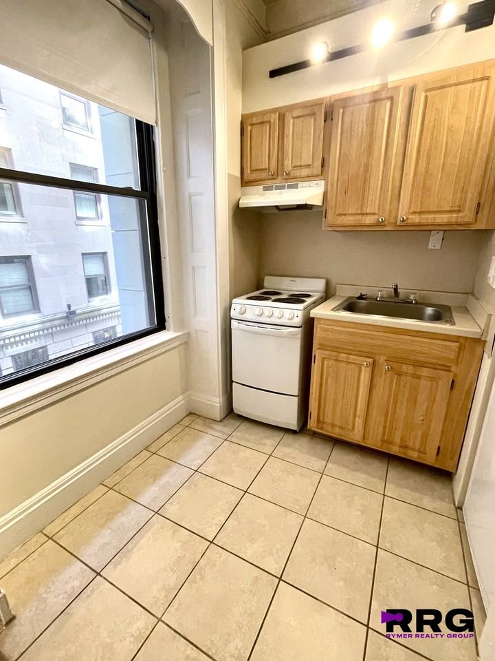 62 Boylston Street #225 - Photo 4 of 6