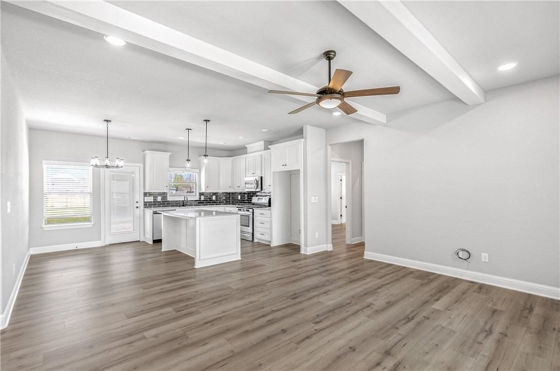 2308 John Montgomery Cir - Photo 3 of 22