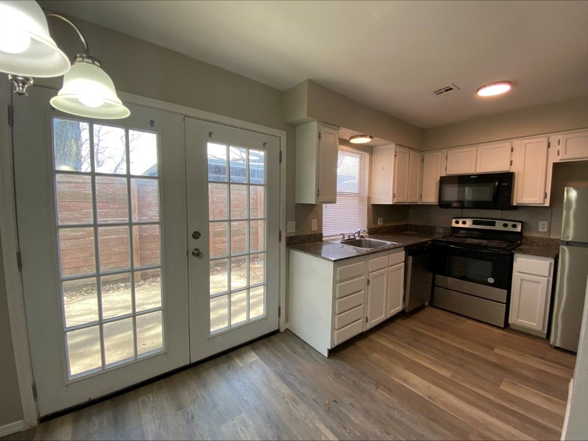 5301 E 32nd Pl #1 - Photo 5 of 15