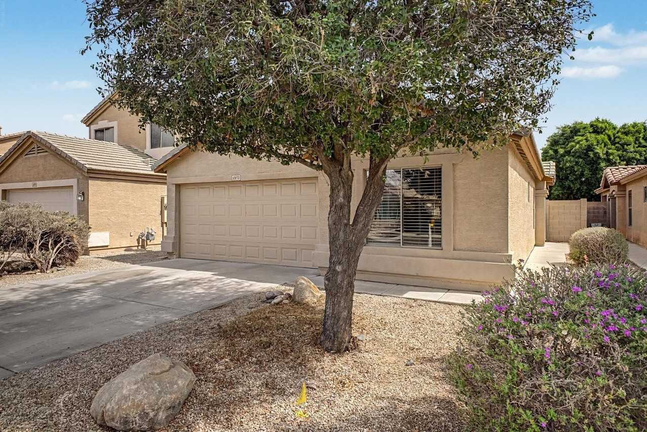 10970 W Sheridan St - Photo 3 of 29