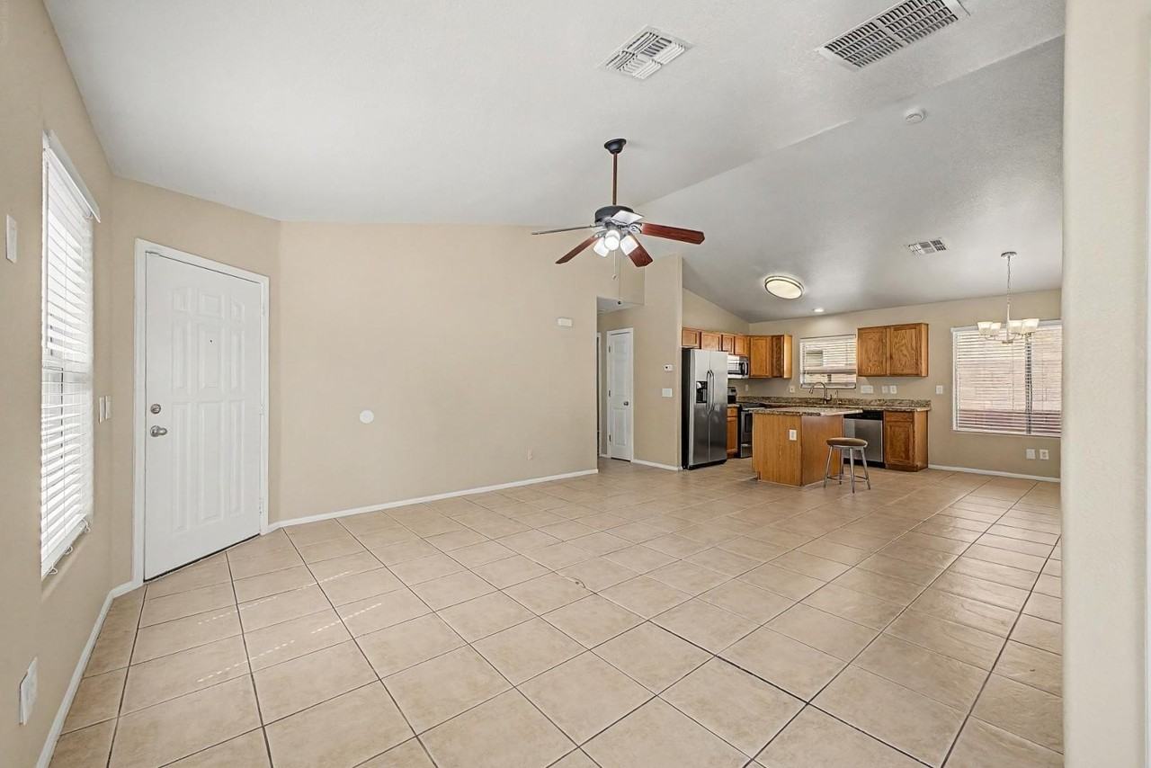 10970 W Sheridan St - Photo 5 of 29