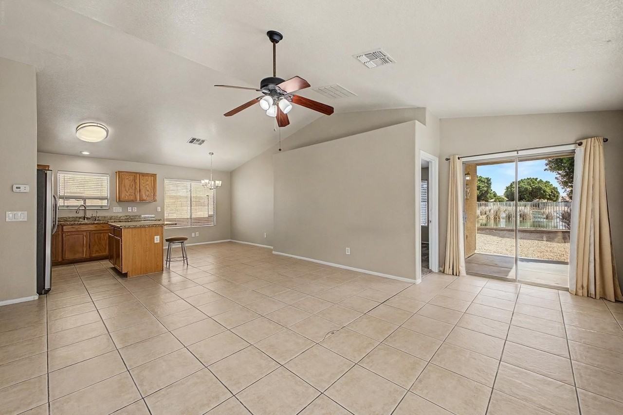 10970 W Sheridan St - Photo 7 of 29