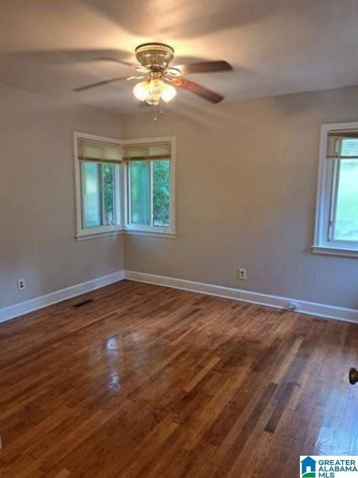 813 46th St N - Photo 7 of 7