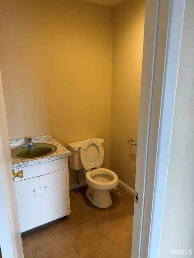223 E Winslow Rd #1 - Photo 4 of 9