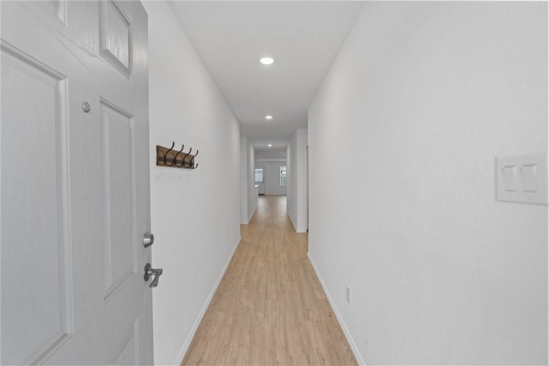 2633 Winterfell St - Photo 2 of 22