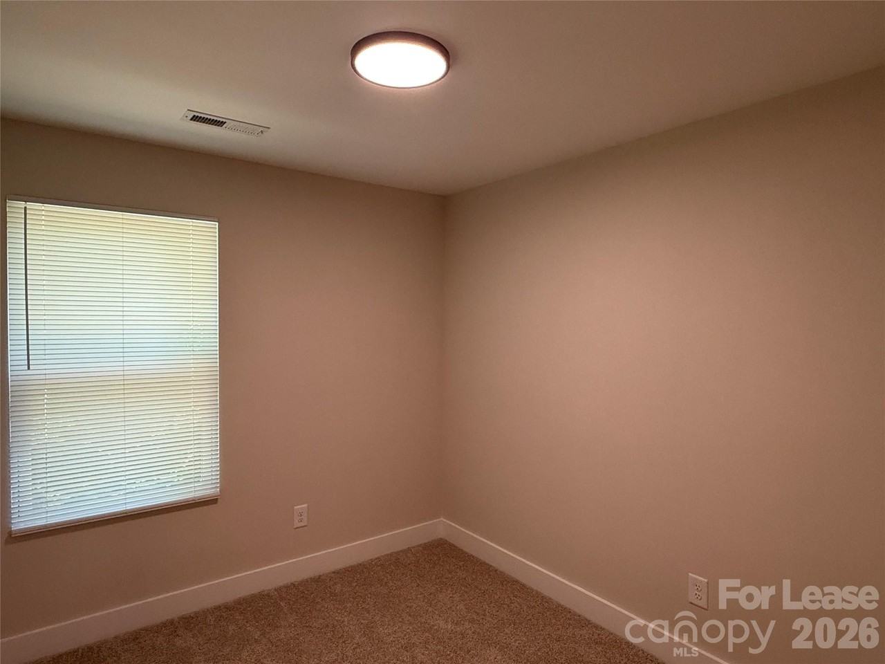 1211 Tower Dr - Photo 7 of 16