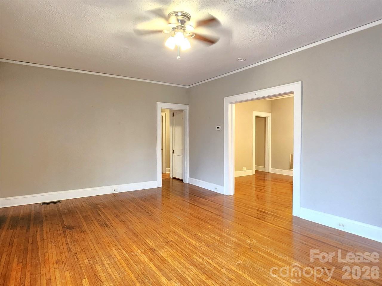 337 N 9th St - Photo 3 of 29