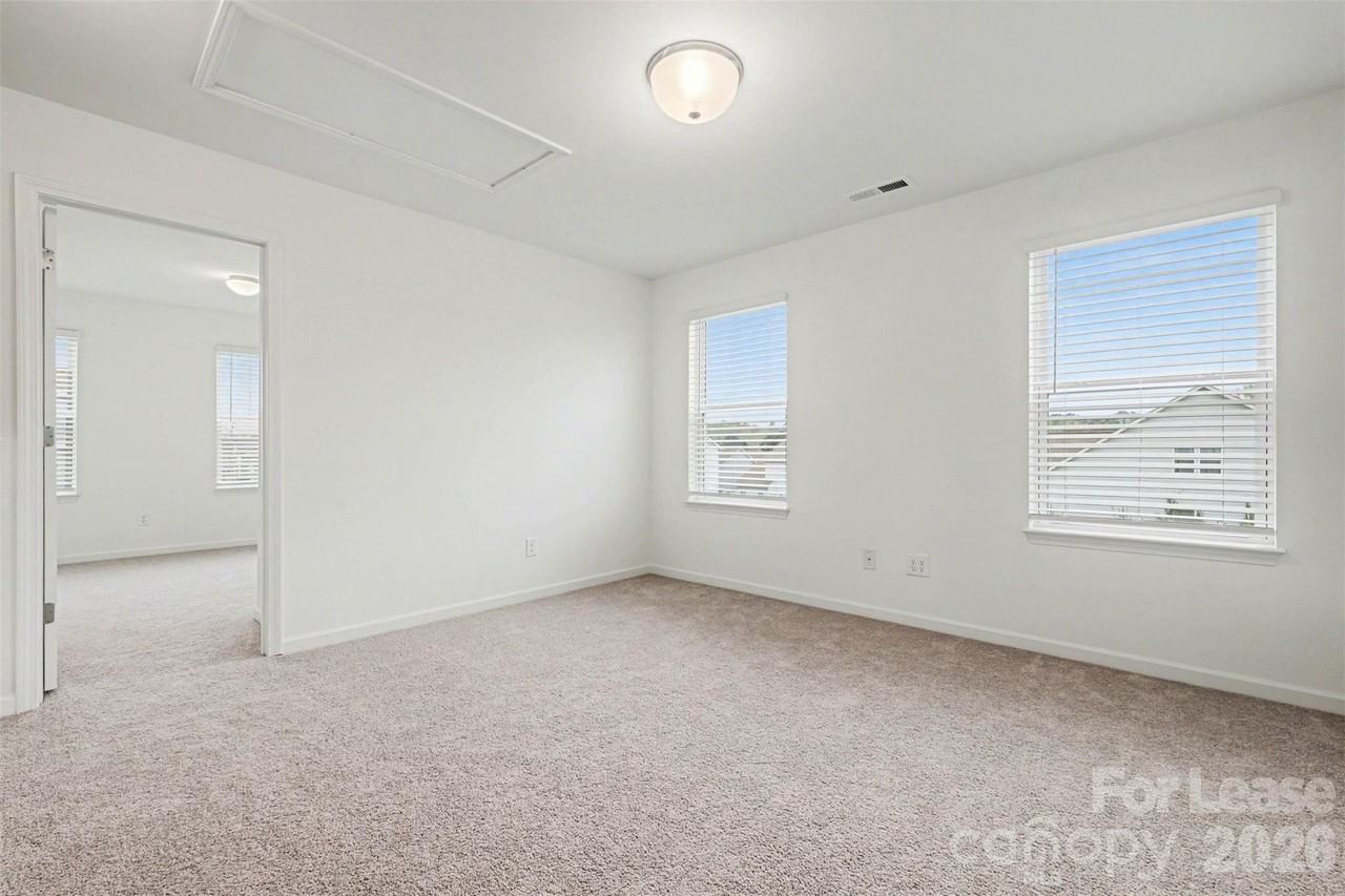 23156 Goose Down Ln - Photo 5 of 26