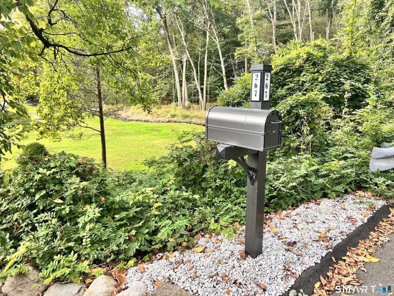 267 Thunder Hill Dr - Photo 5 of 38