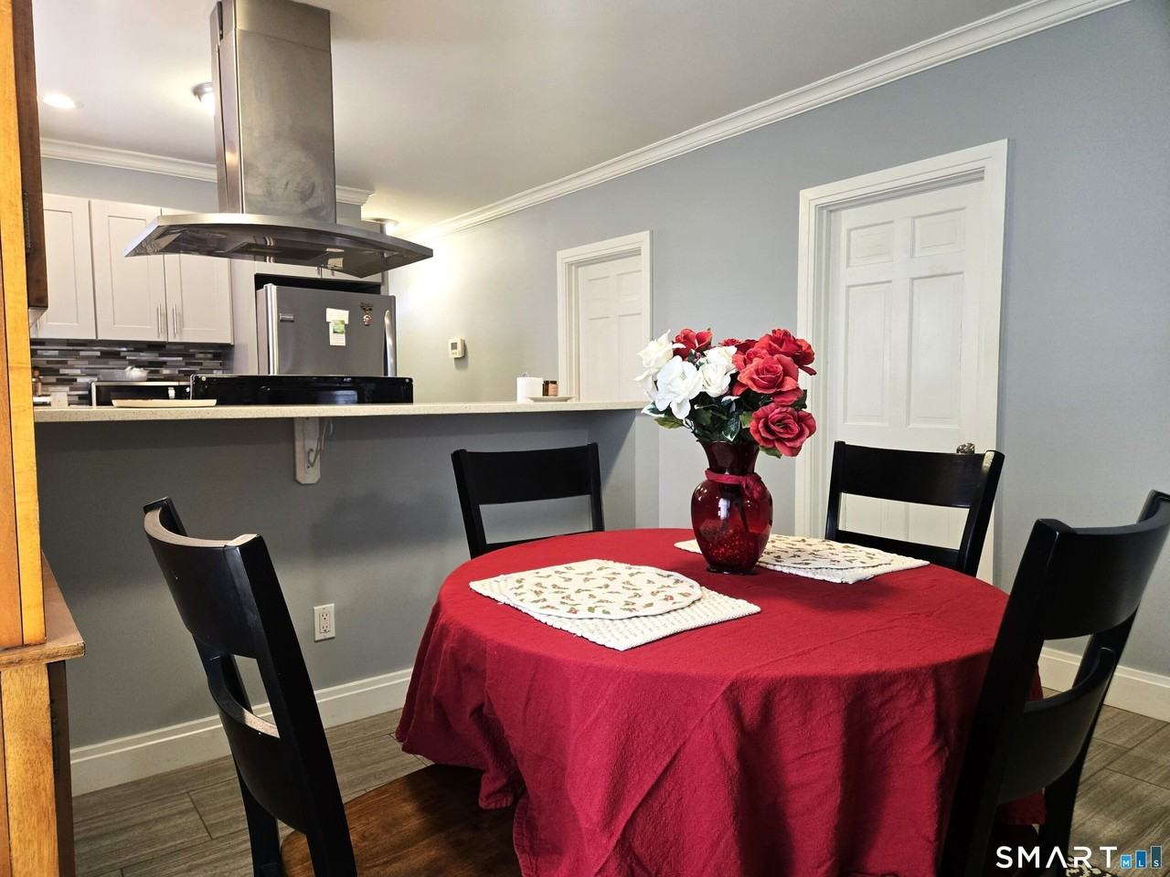 206 Scofield Ave - Photo 3 of 4