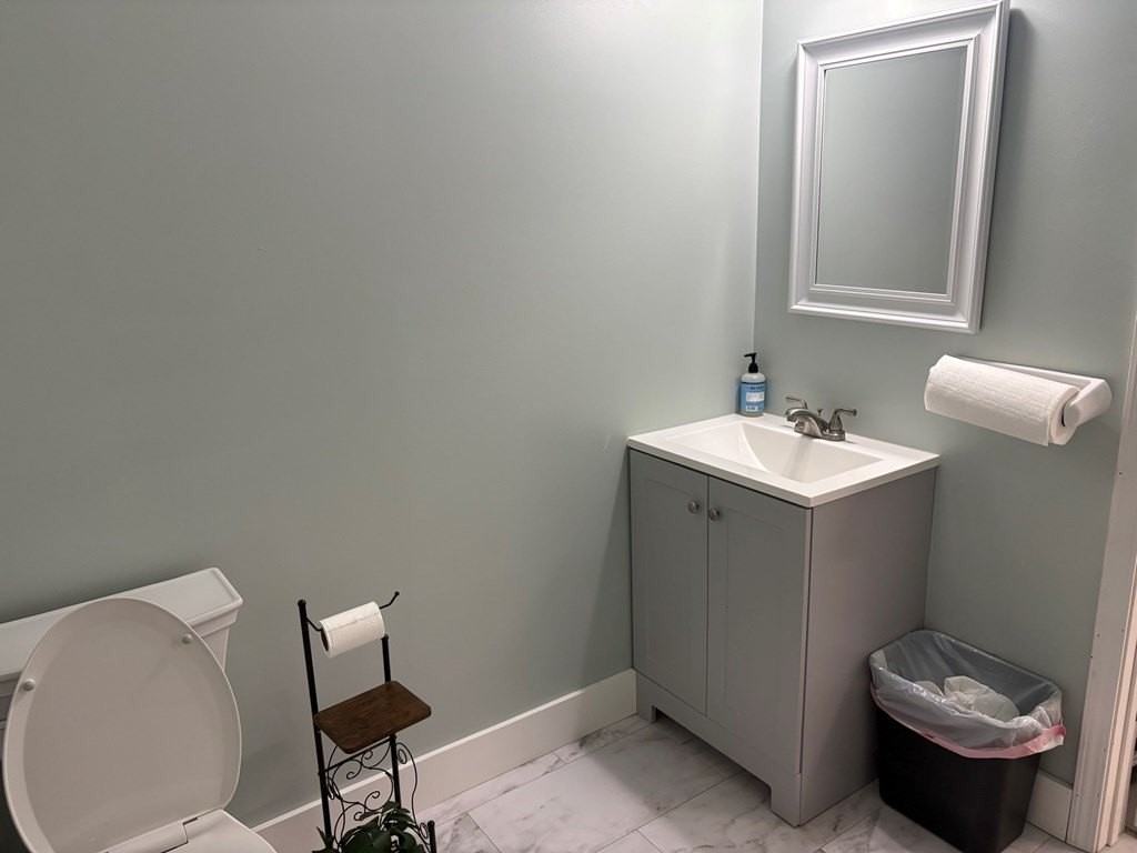 1211 W Main St - Photo 5 of 14