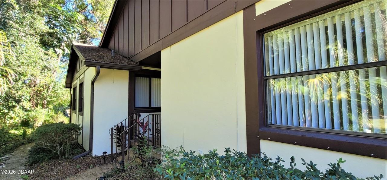 7 Stone Haven Trl - Photo 4 of 50