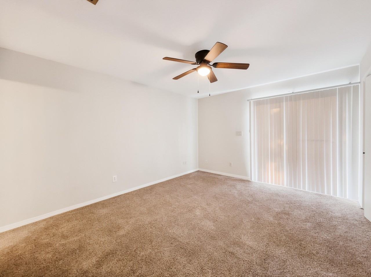 1825 Hunters Path - Photo 6 of 13