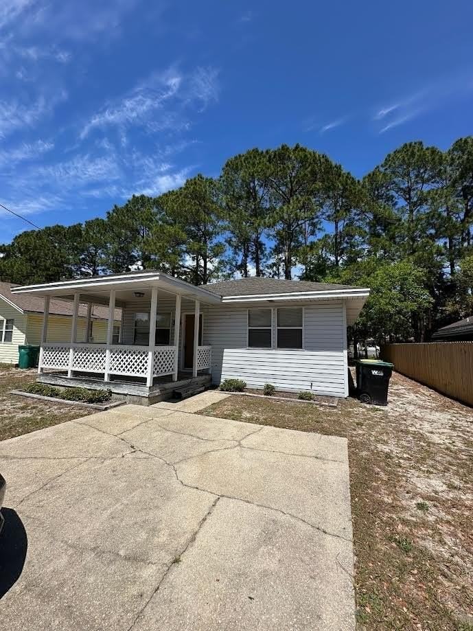 324 Michael Ct