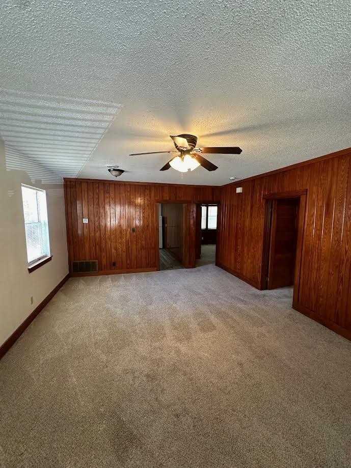 324 Michael Ct - Photo 2 of 12