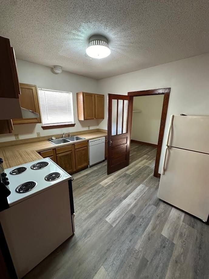 324 Michael Ct - Photo 6 of 12