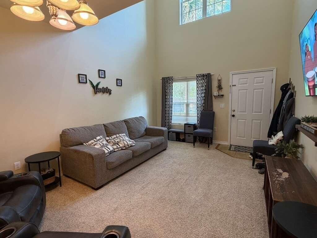 1529 Bentley Cir - Photo 5 of 19