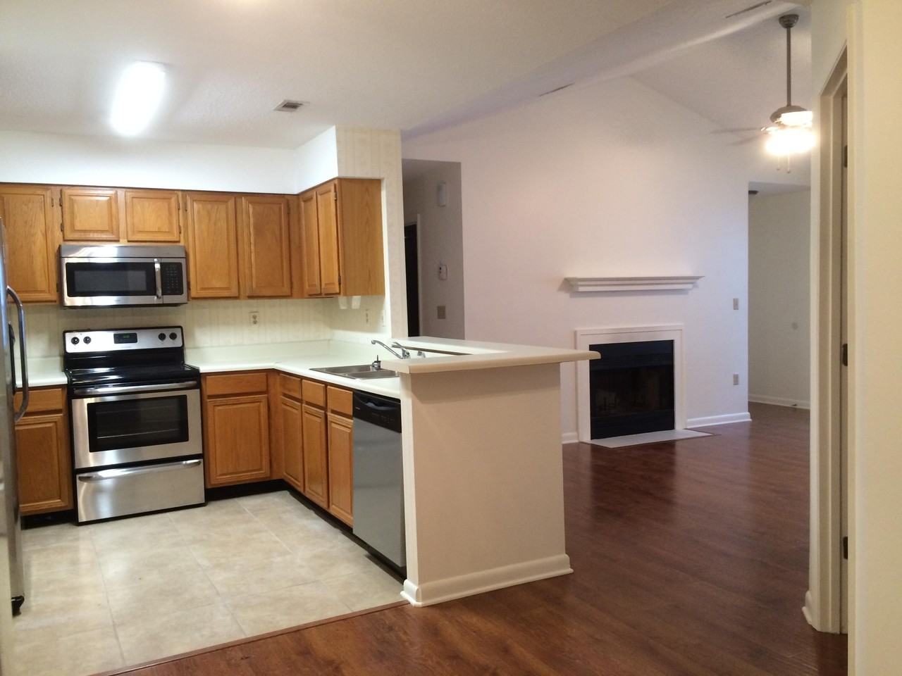 125 Parkwood Dr - Photo 6 of 14