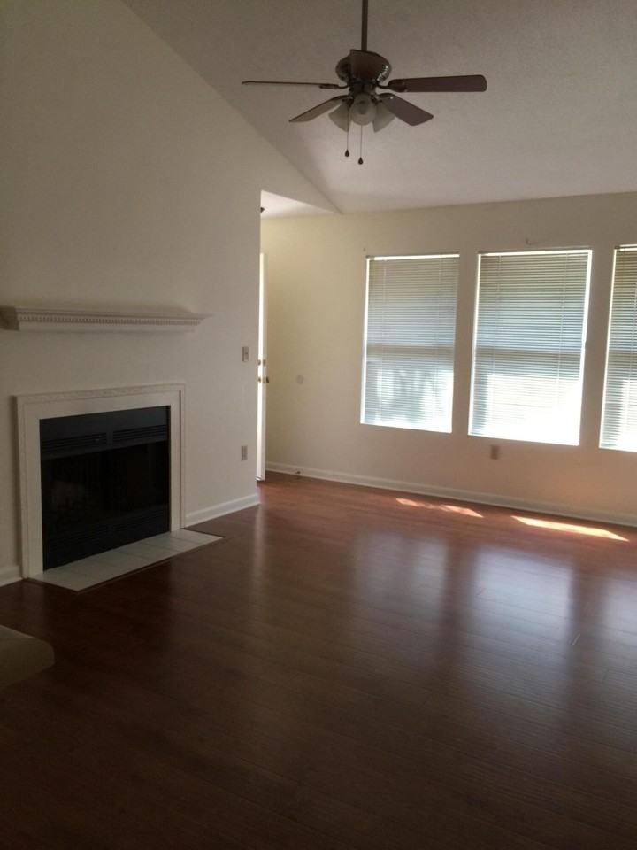 125 Parkwood Dr - Photo 7 of 14