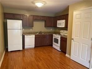440 S Military Rd - Photo 3 of 8