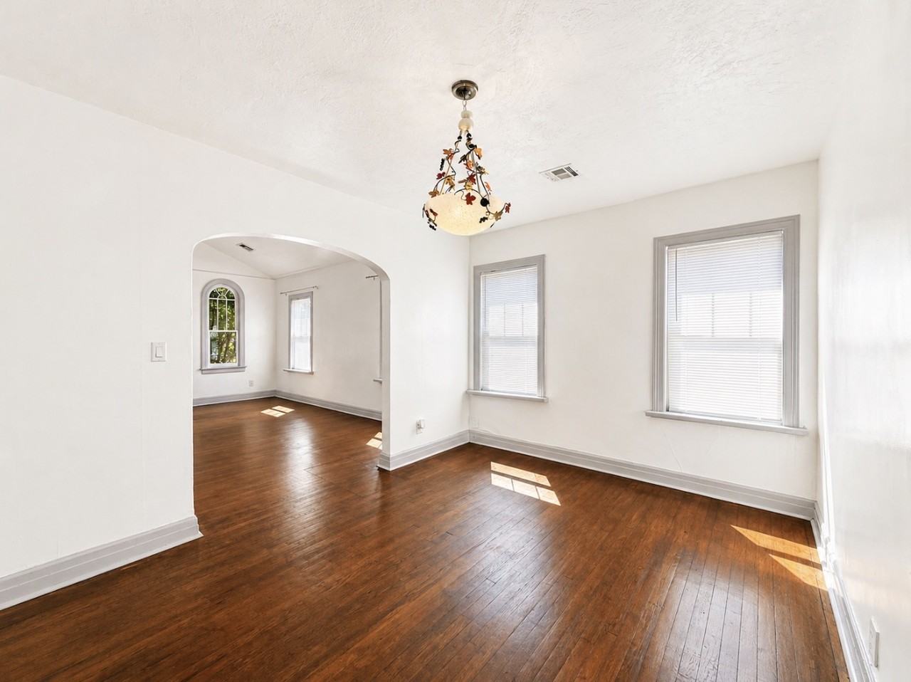 939 East Dr #939 - Photo 4 of 22