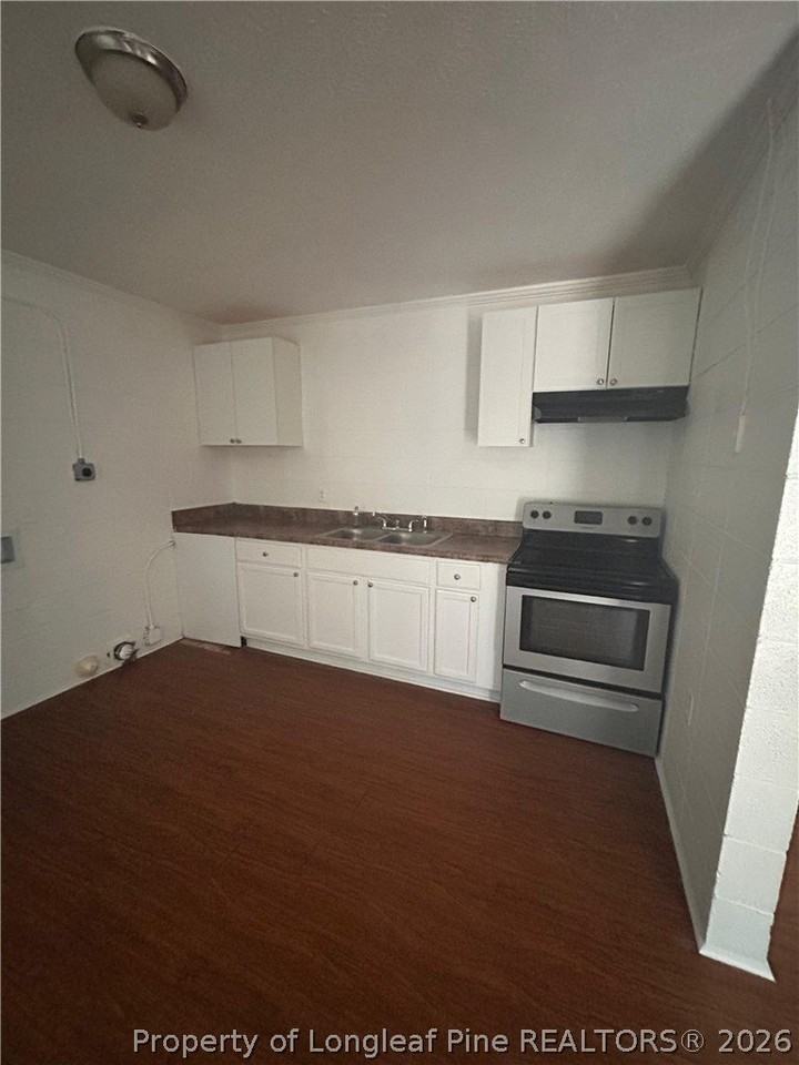 421 Squirrel St #A - Photo 4 of 10