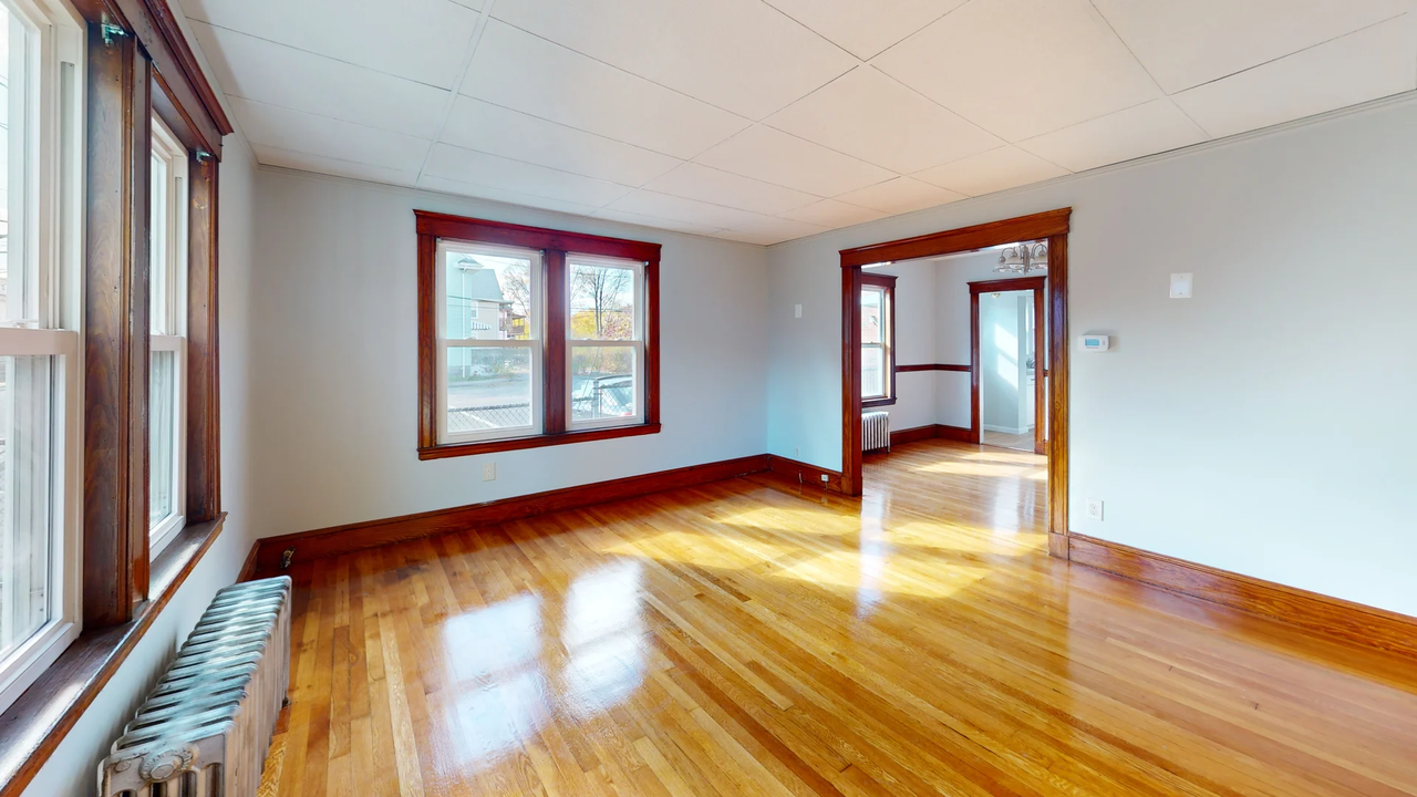 895 Canterbury St #897 - Photo 3 of 10