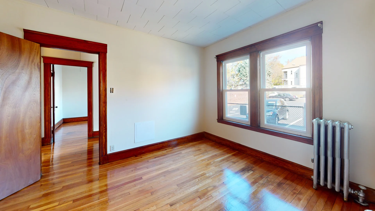 895 Canterbury St #897 - Photo 6 of 10