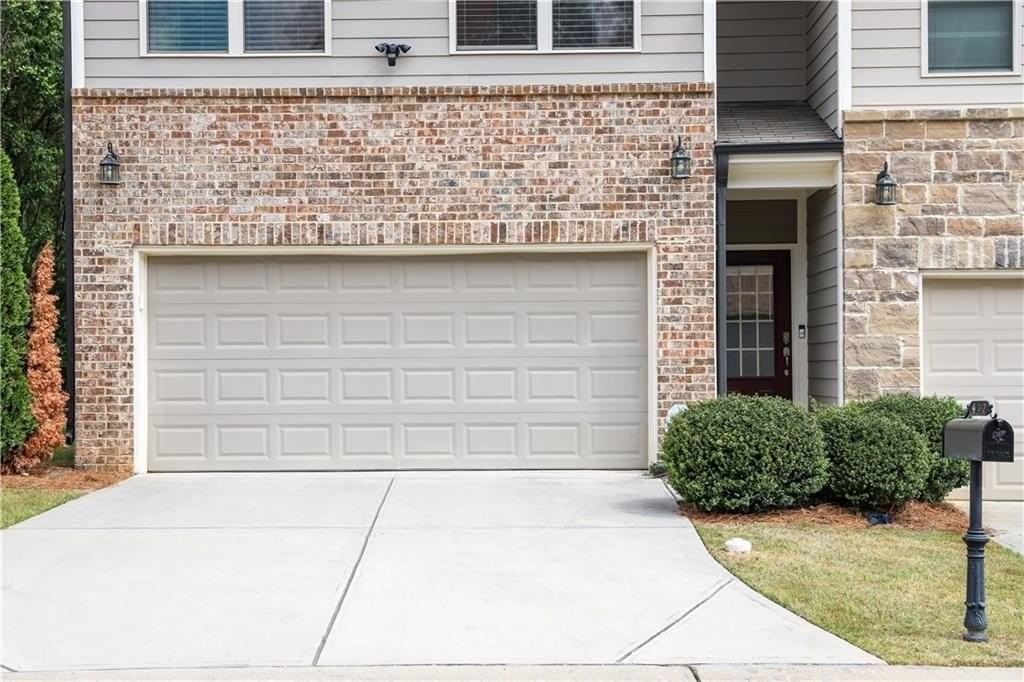 402 Mulberry Row Se - Photo 3 of 17