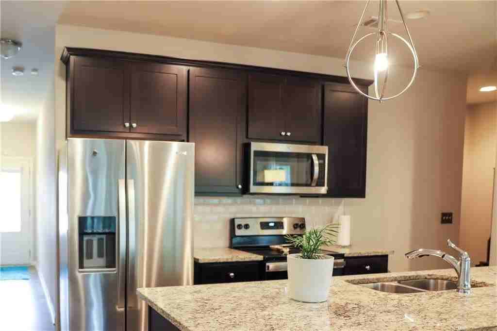 402 Mulberry Row Se - Photo 4 of 17