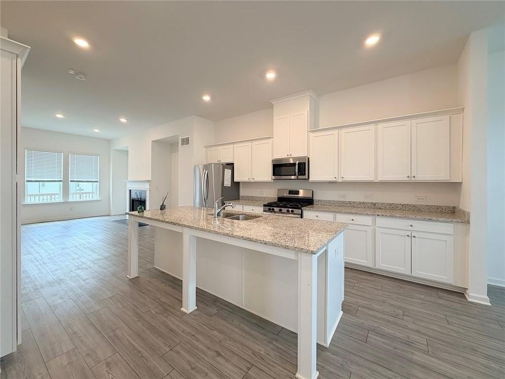 711 Cordele Ln - Photo 7 of 20