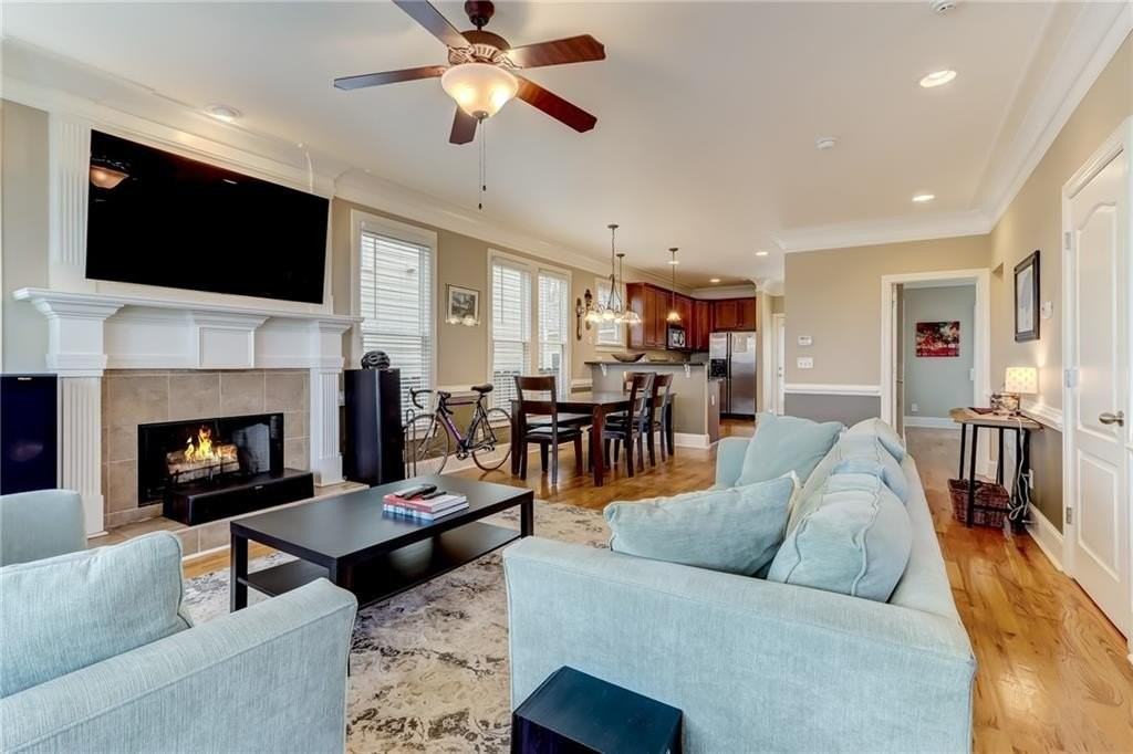 345 Chastain St Se - Photo 3 of 25