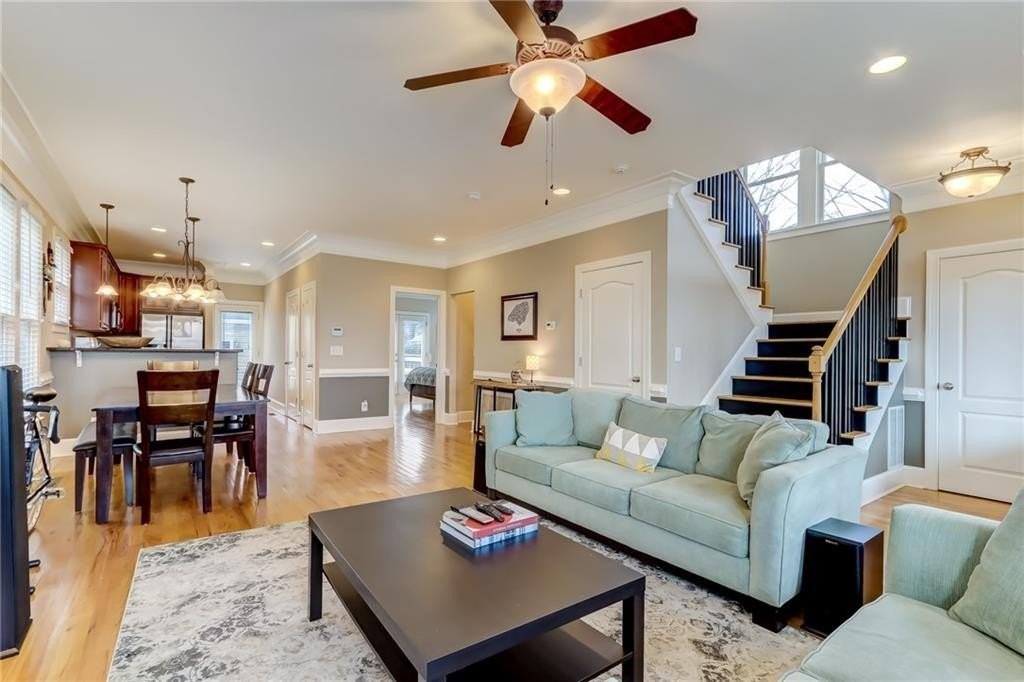 345 Chastain St Se - Photo 5 of 25