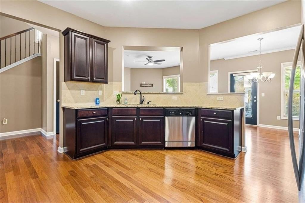 3378 Vintage Cir Se - Photo 7 of 20