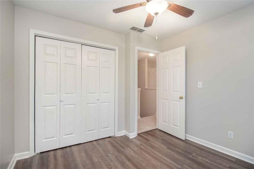 1560 Red Briar Way - Photo 7 of 8