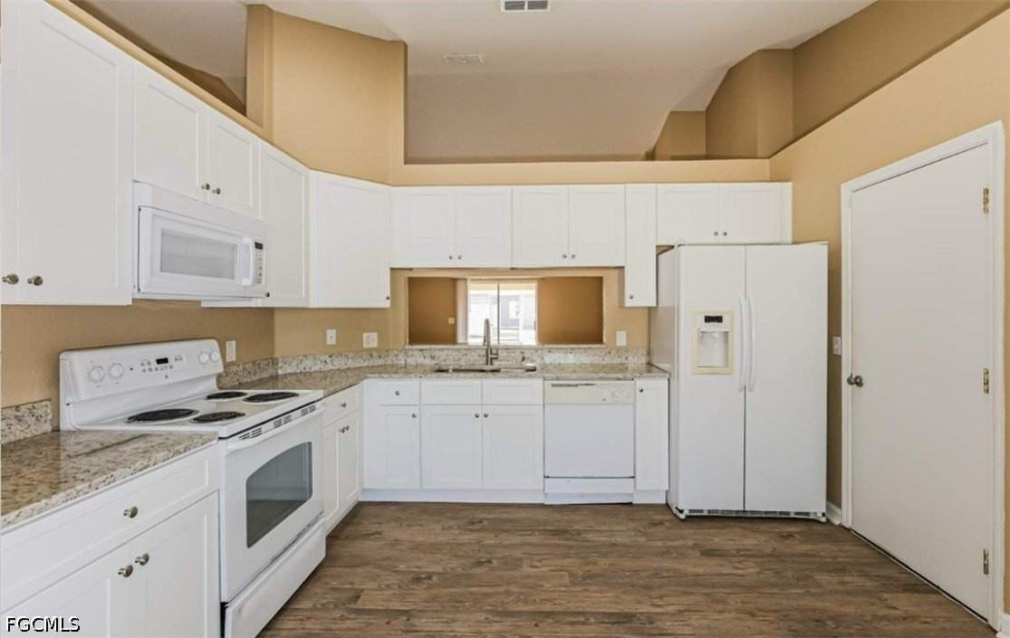 140 Sw 29th St - Photo 2 of 15