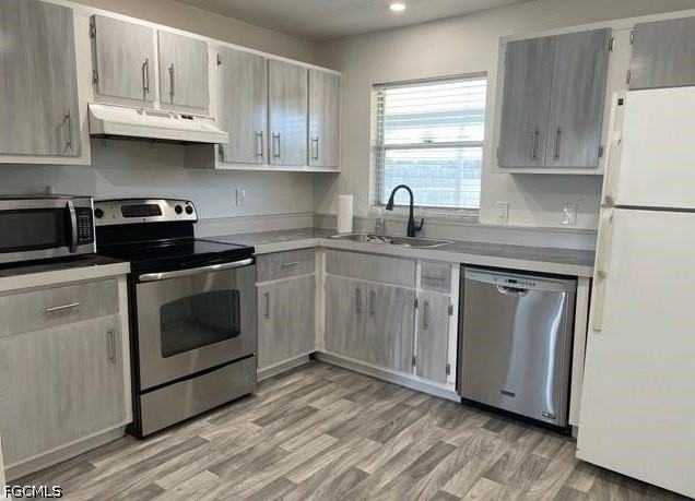 1406 Se 23rd Ter - Photo 3 of 15