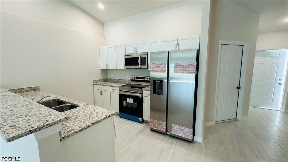 607 Se 7th St - Photo 4 of 19