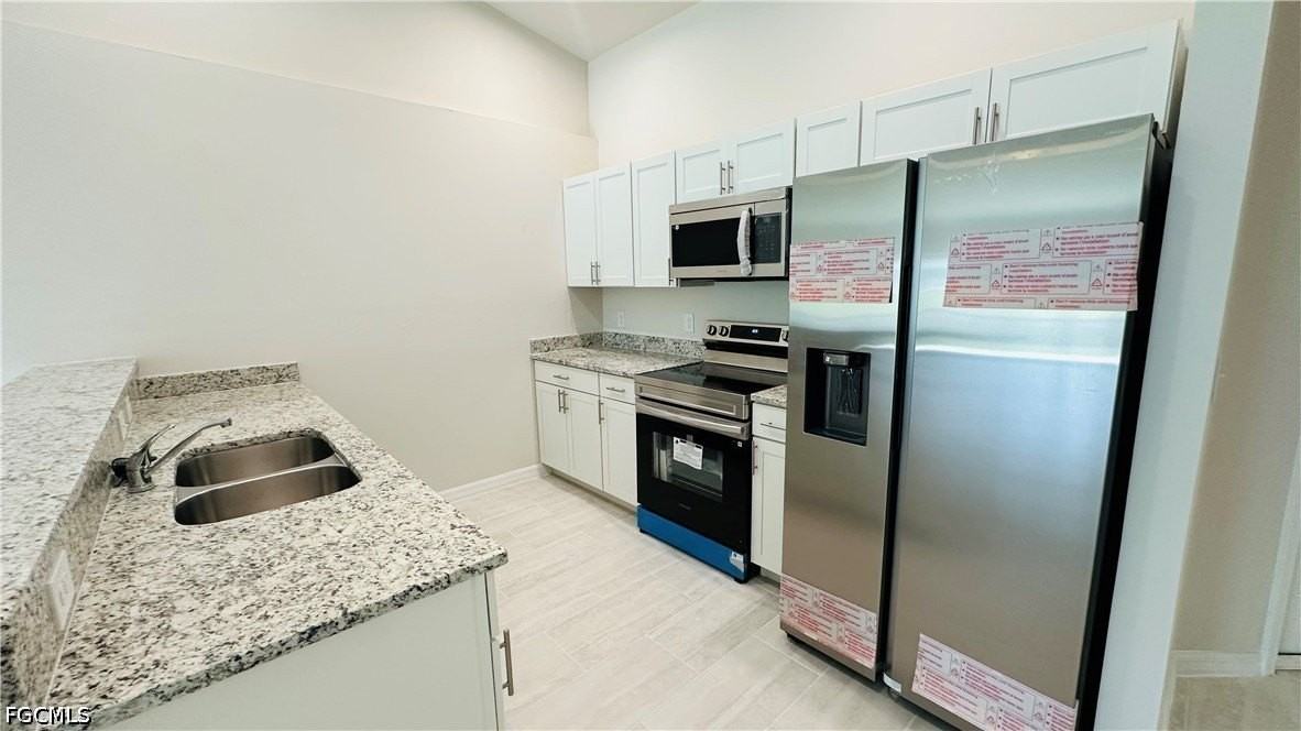 607 Se 7th St - Photo 5 of 19