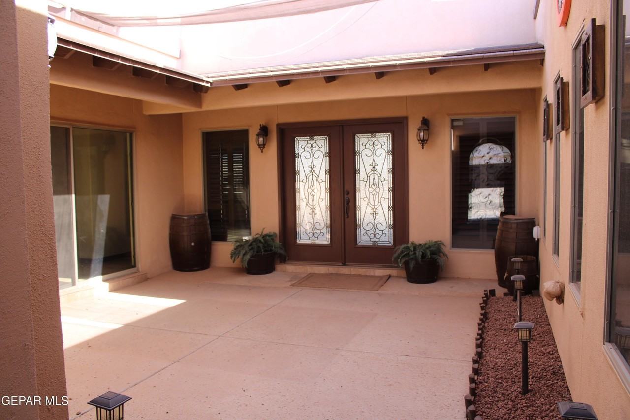 7316 Brays Landing Dr - Photo 3 of 29
