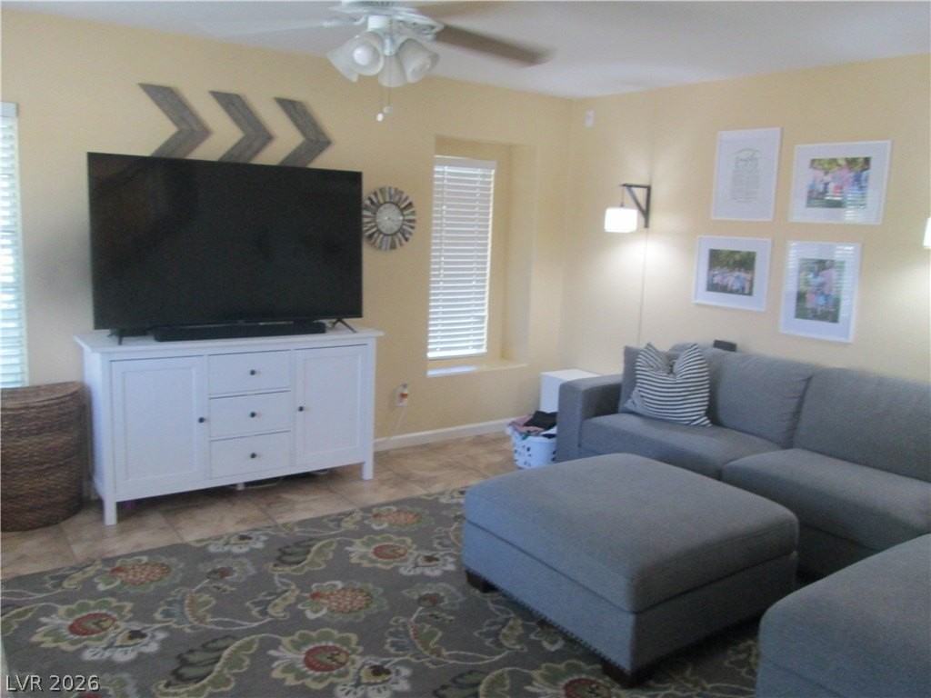 221 Luninborg St - Photo 4 of 9