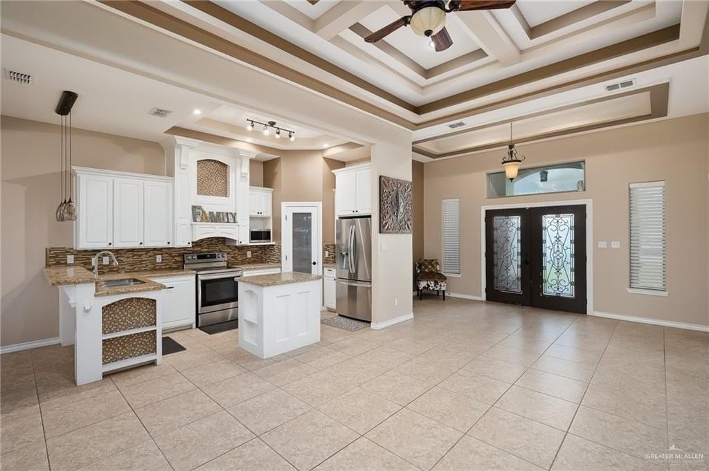 3409 Toucan Ave - Photo 3 of 11