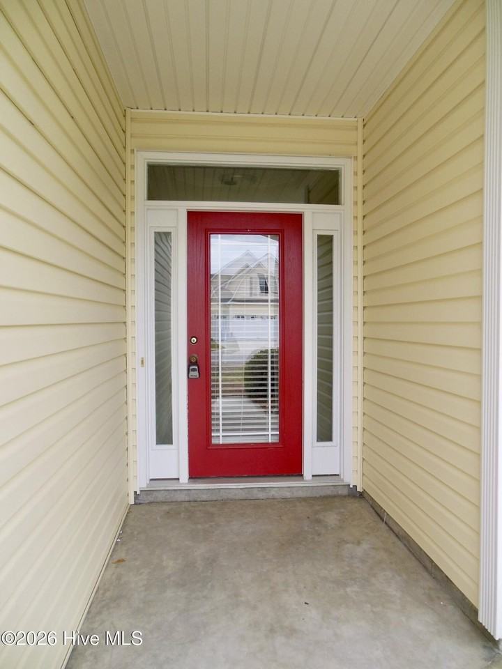 502 Azalea Dr - Photo 2 of 27