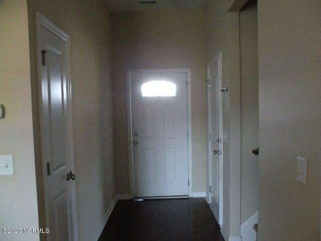 308 Lynden Ln - Photo 5 of 21