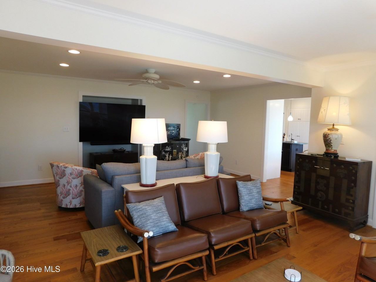 213 Rudolph Dr - Photo 7 of 27