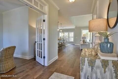 1405 Bluffton Ct - Photo 2 of 11